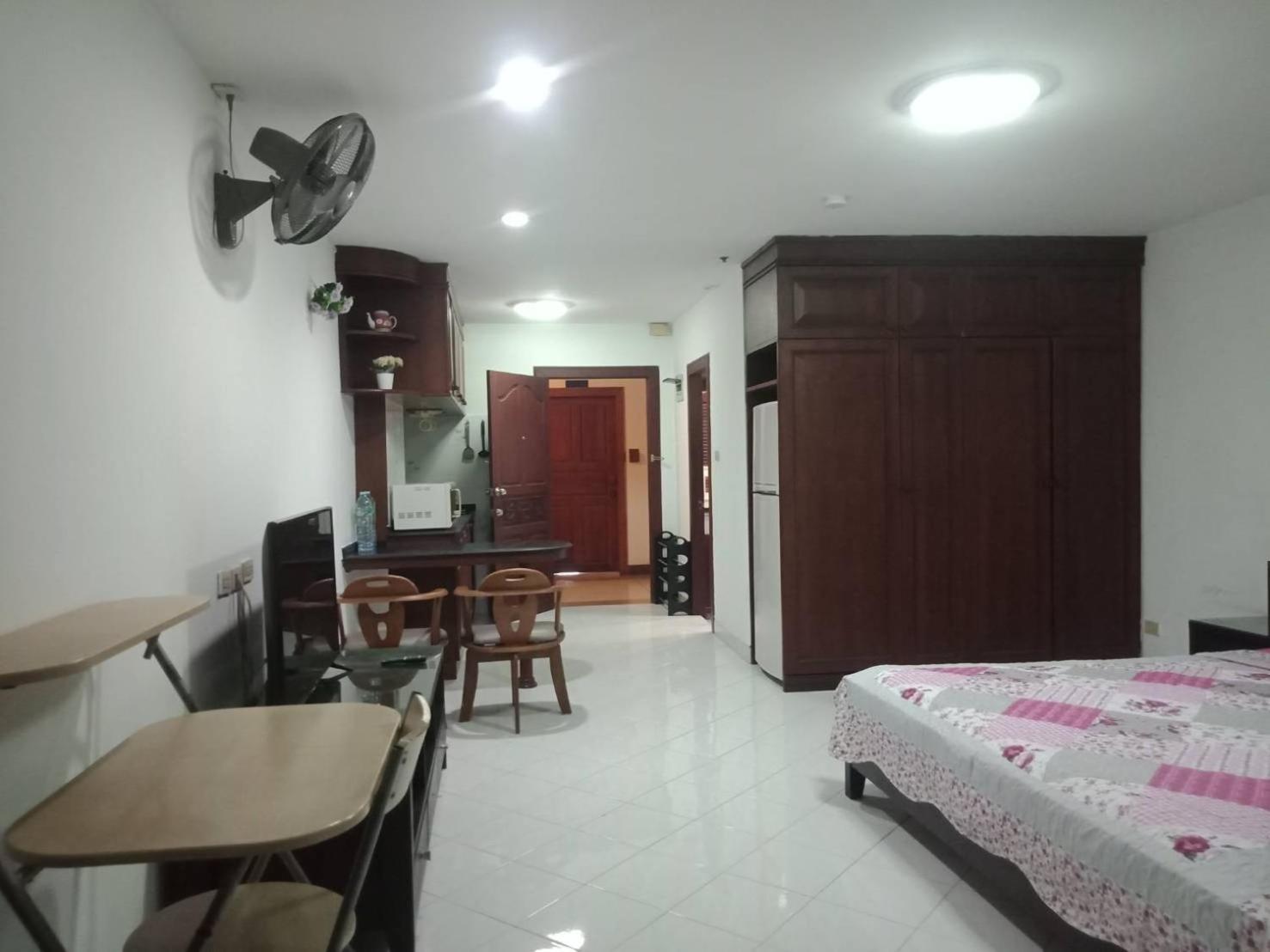 View Talay 2 Suite Apartments Praia de Jomtien Exterior foto