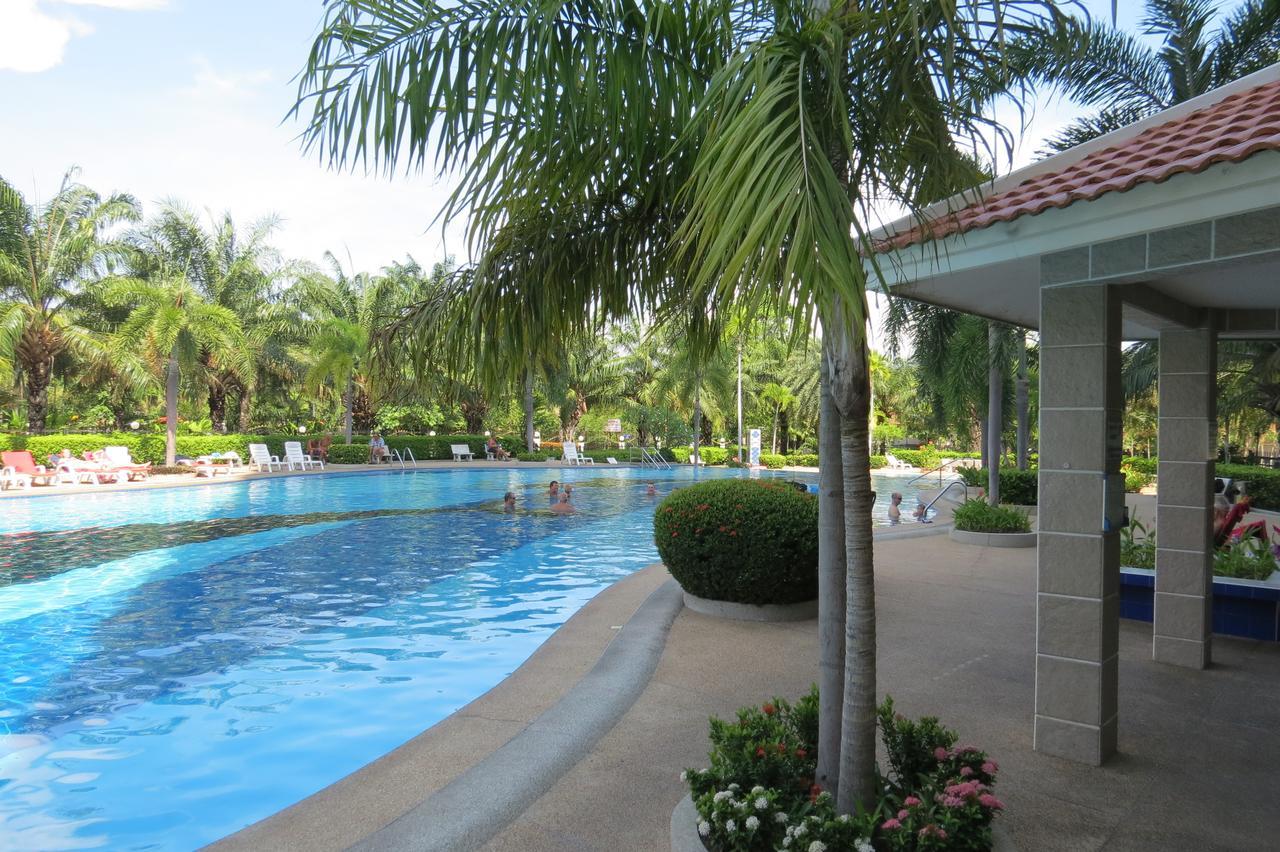 View Talay 2 Suite Apartments Praia de Jomtien Exterior foto